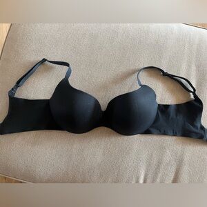 EUC Victorias Secret lined Demi bra 32dd
